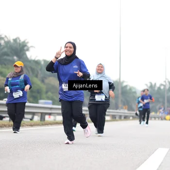 Runner Photo 7439949