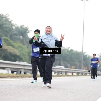 Runner Photo 7439962