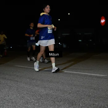 Runner Photo 7439973