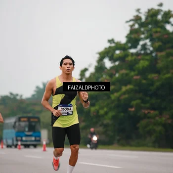 Runner Photo 7439978