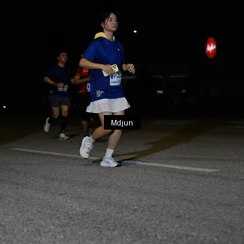 Runner Photo 7439989