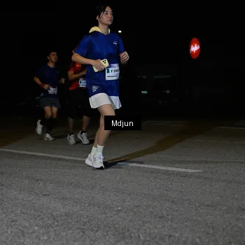 Runner Photo 7439990