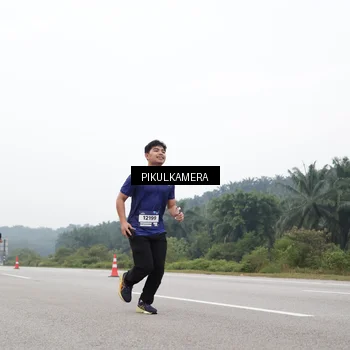 Runner Photo 7440000