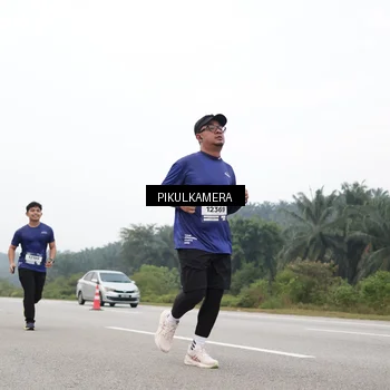 Runner Photo 7440002