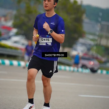 Runner Photo 7440005