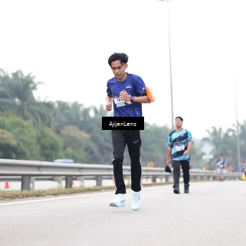 Runner Photo 7440014