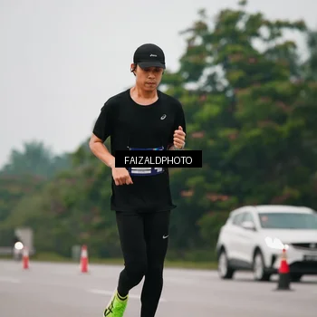 Runner Photo 7440017
