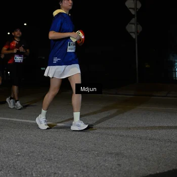 Runner Photo 7440028