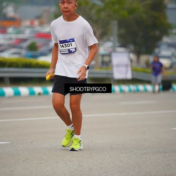 Runner Photo 7440044