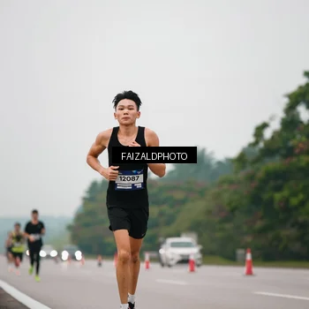 Runner Photo 7440087