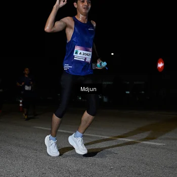 Runner Photo 7440093