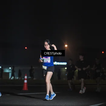 Runner Photo 7440101