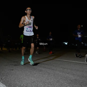 Runner Photo 7440123