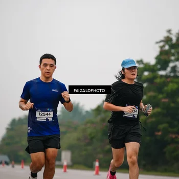 Runner Photo 7440131