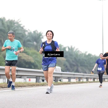 Runner Photo 7440133