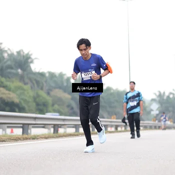 Runner Photo 7440141