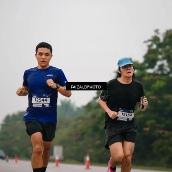 Runner Photo 7440148