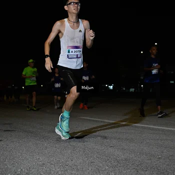 Runner Photo 7440150