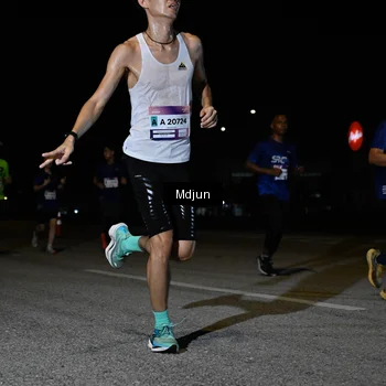 Runner Photo 7440155