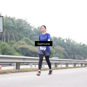 Runner Photo 7440162