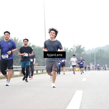 Runner Photo 7440165
