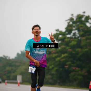 Runner Photo 7440166