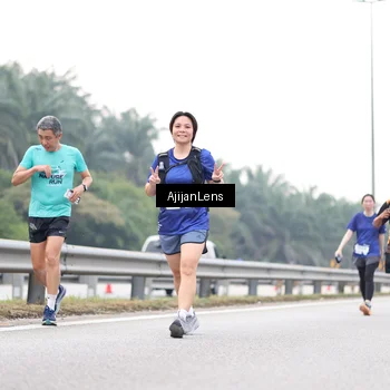 Runner Photo 7440175