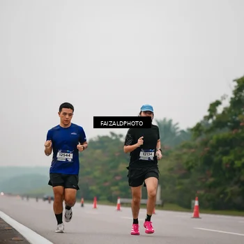 Runner Photo 7440177