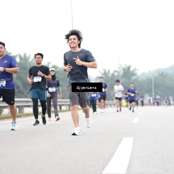 Runner Photo 7440183