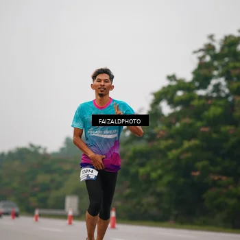 Runner Photo 7440184