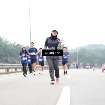 Runner Photo 7440201
