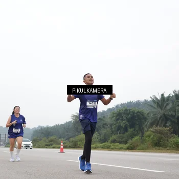 Runner Photo 7440254