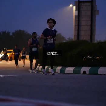 Runner Photo 7440255