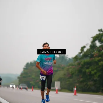 Runner Photo 7440258