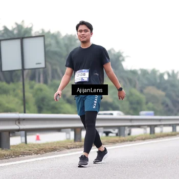 Runner Photo 7440260