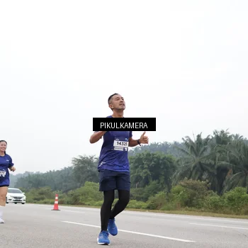 Runner Photo 7440262