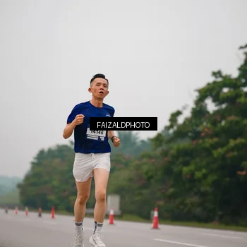 Runner Photo 7440299