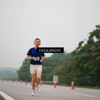 Runner Photo 7440308