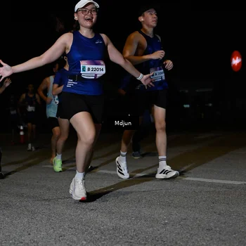 Runner Photo 7440319