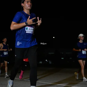 Runner Photo 7440321