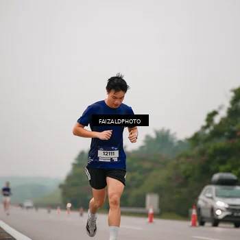 Runner Photo 7440323