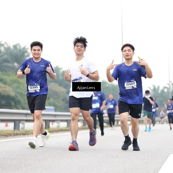 Runner Photo 7440334