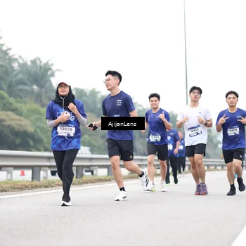 Runner Photo 7440335