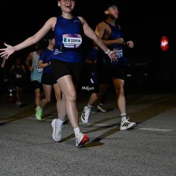 Runner Photo 7440337