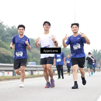Runner Photo 7440343