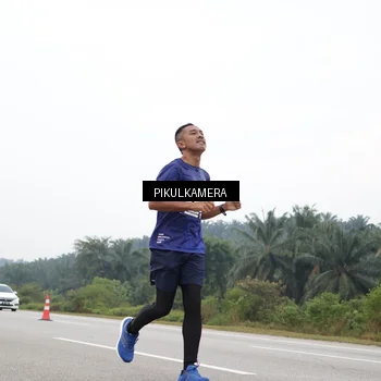 Runner Photo 7440349