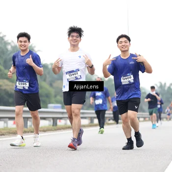 Runner Photo 7440352