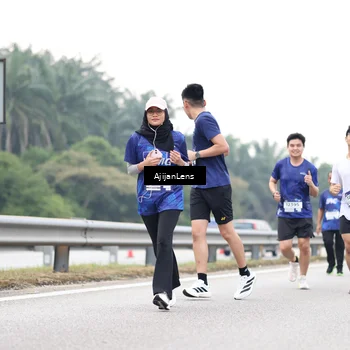 Runner Photo 7440367