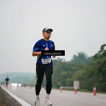 Runner Photo 7440370