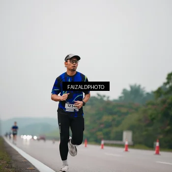 Runner Photo 7440371